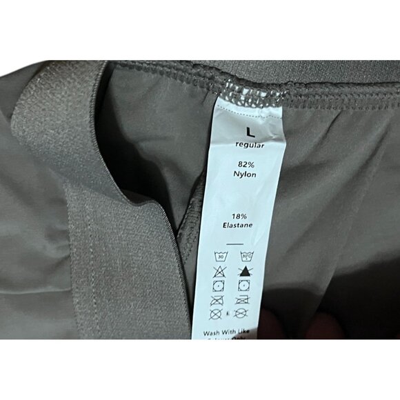 Halara Mid Rise Side Pocket Relax Resort Joggers Sz Large Womens Grey Pleated Fr - Picture 11 of 12